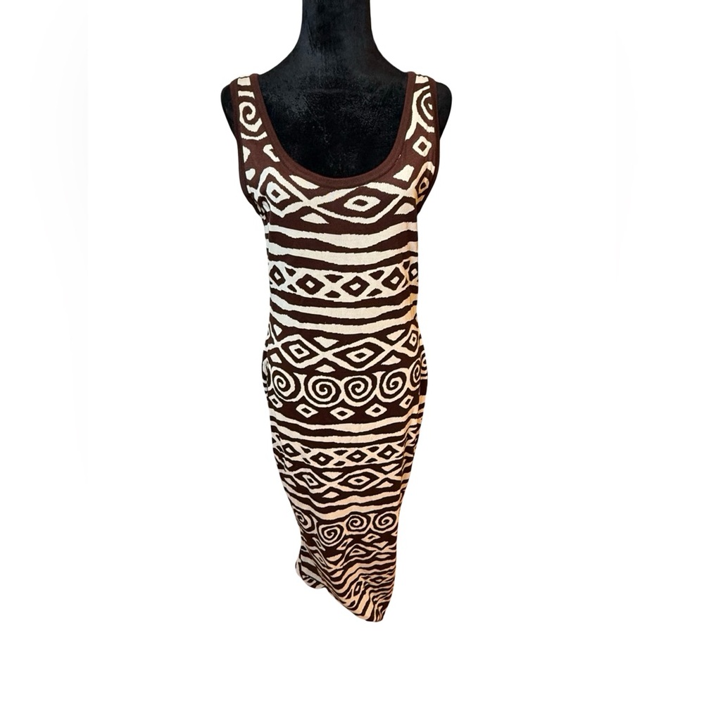 St John Collection Brown & Ivory Knit Sheath Dress – Size 8
